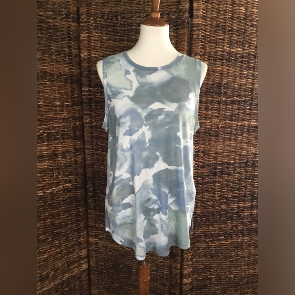 Sleeveless Tie-Dye Tank Top - Blue/White